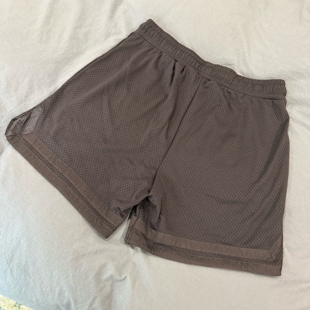 Gymshark Black Athletic Mesh Shorts with Contrast Logo - Picture 2 of 4